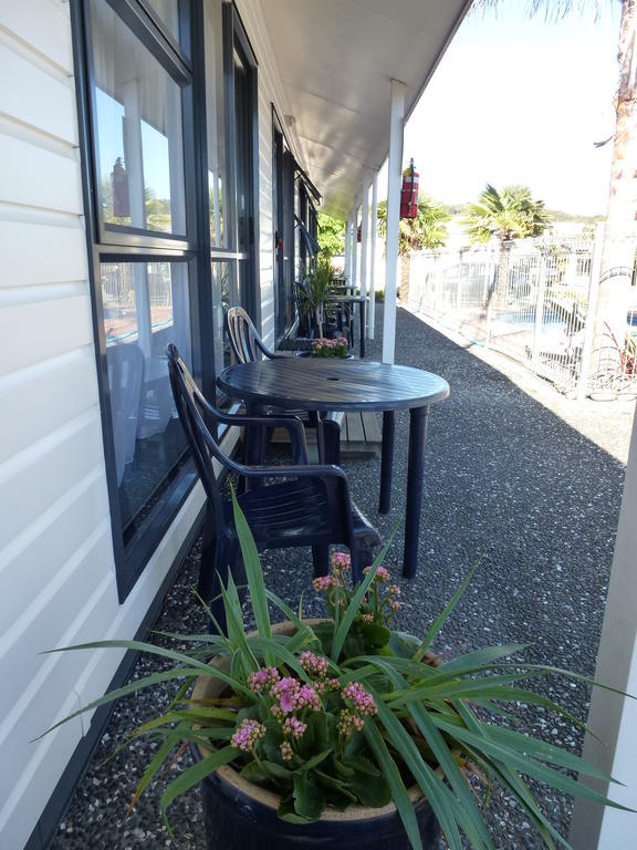Mana-Nui Motel Whitianga Quarto foto