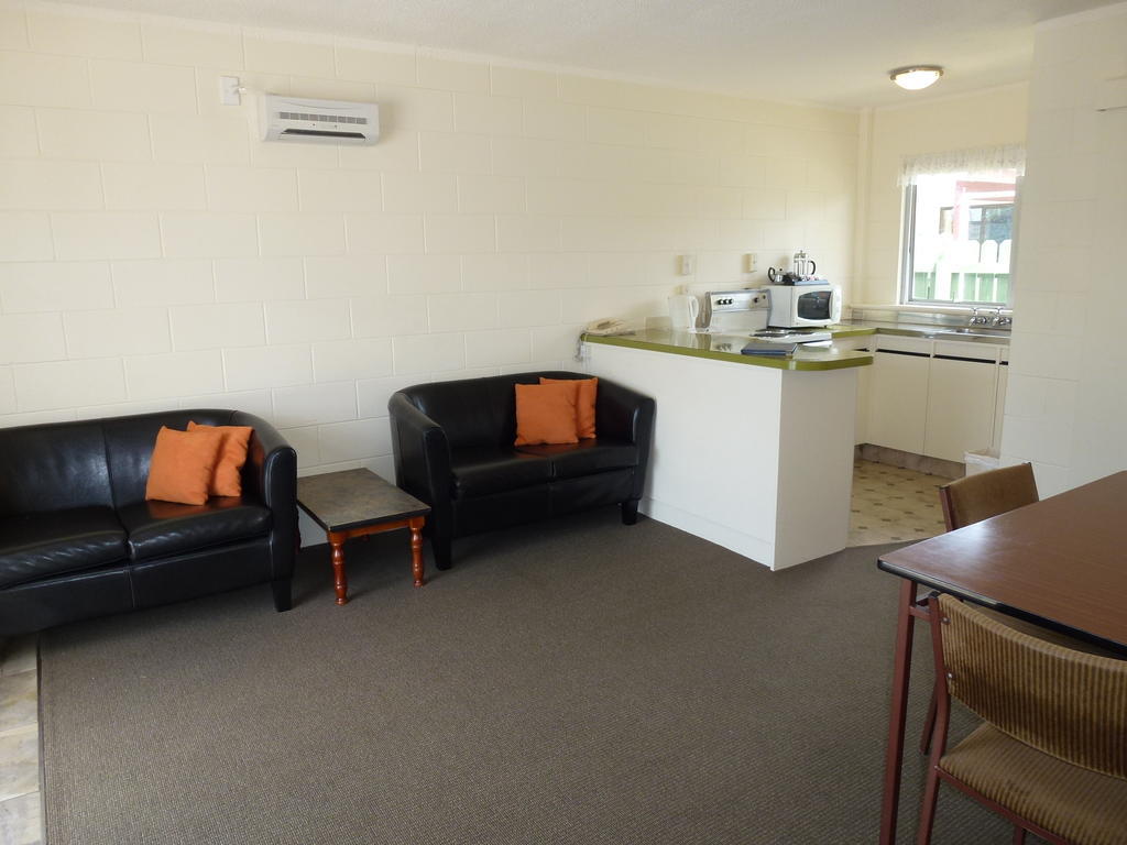 Mana-Nui Motel Whitianga Quarto foto