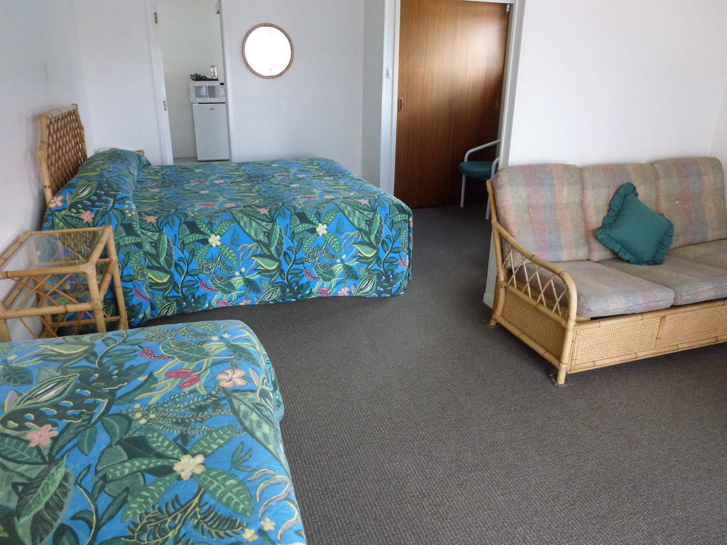 Mana-Nui Motel Whitianga Quarto foto