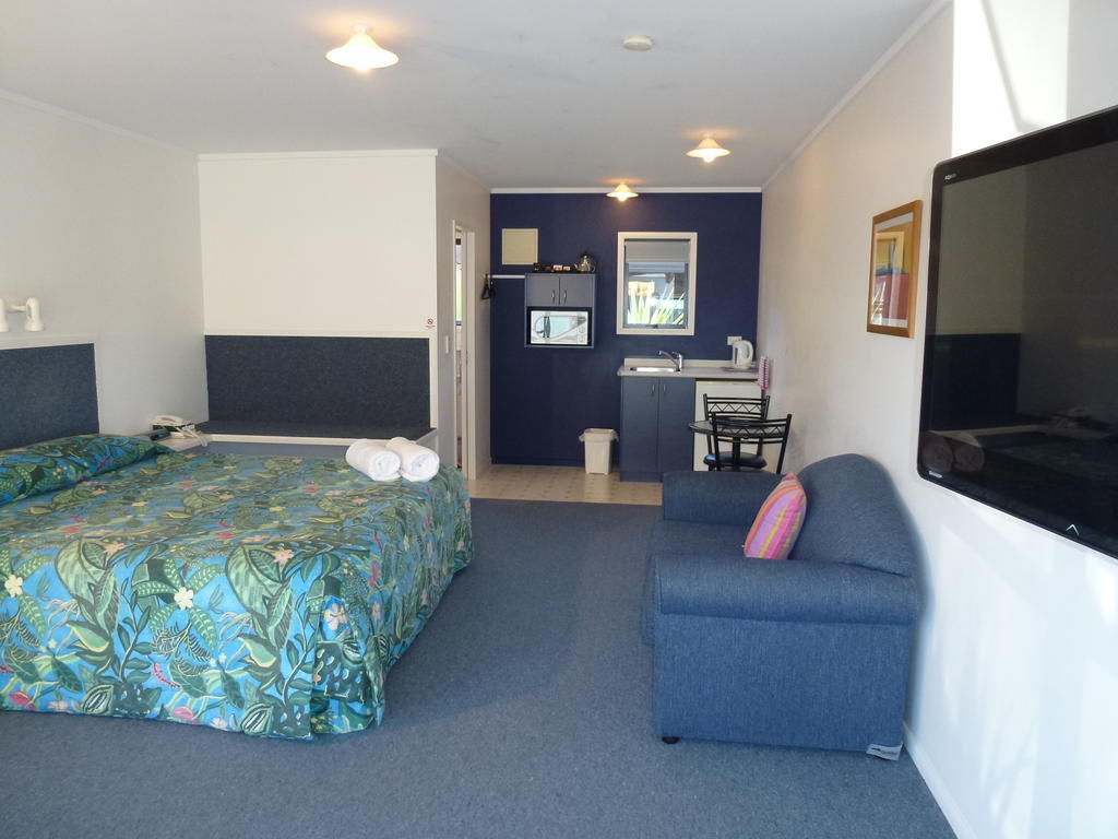 Mana-Nui Motel Whitianga Quarto foto