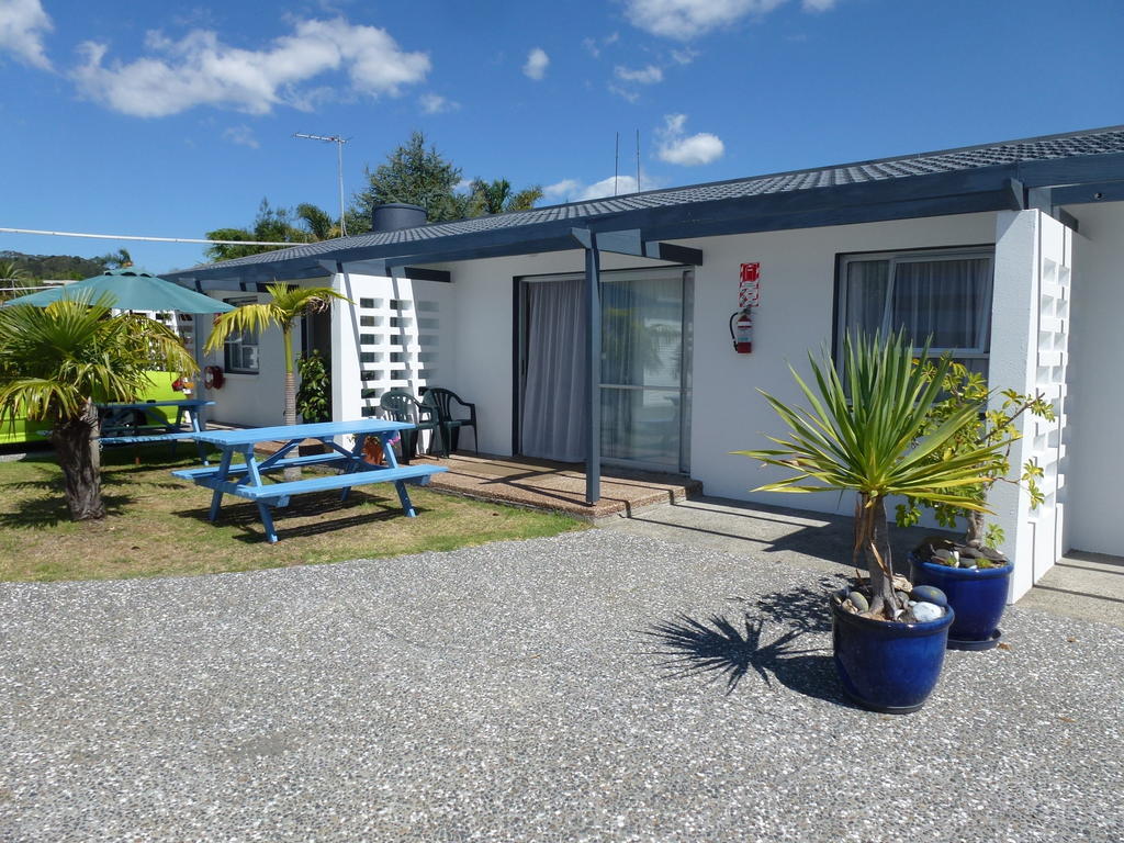 Mana-Nui Motel Whitianga Quarto foto