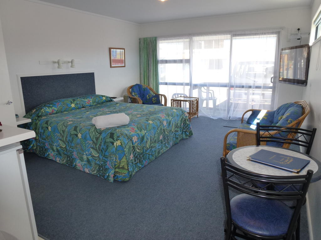 Mana-Nui Motel Whitianga Quarto foto