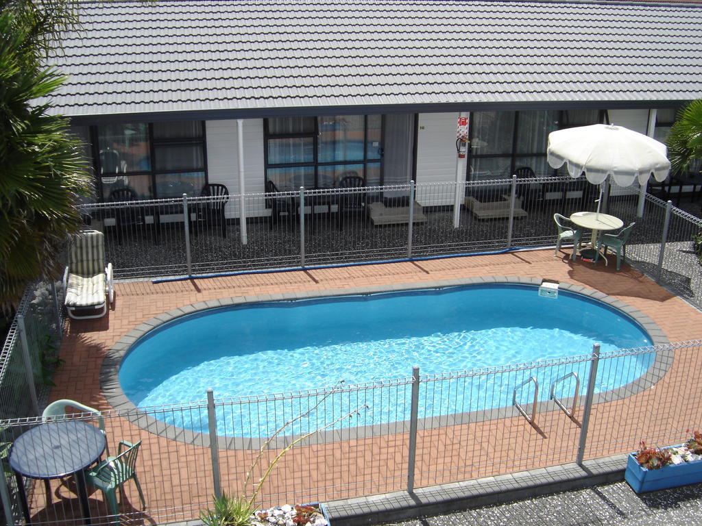 Mana-Nui Motel Whitianga Quarto foto
